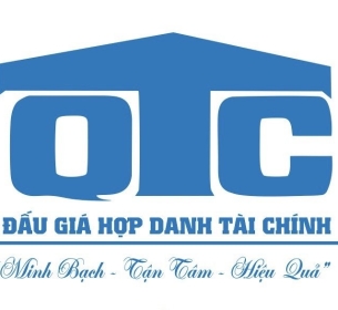 Tàu gỗ biển số đăng ký QNg-97589-TS, năm và nơi đóng: 2014; CH2021, Quảng Ngãi, tổng công suất: 450 (612 CV) ký hiệu máy: NINGBO, số máy: 572 đứng tên ông Trần Nuôi Lần 13