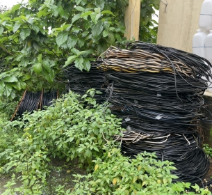 Tài sản thanh lý là mạng lưới và trang thiết bị văn phòng hỏng tại  Viettel Quảng Ngãi - Chi nhánh Tập đoàn Công nghiệp Viễn Thông Quân đội